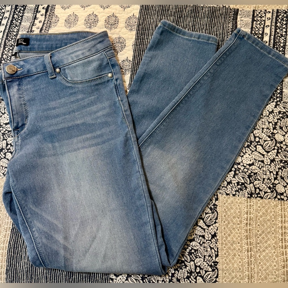 1822 Denim Women's Skinny Jeans in Soft Blue size 12 - Picture 6 of 6
